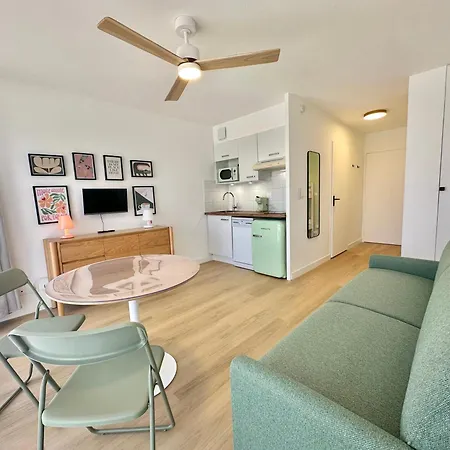 Parking, Piscine, Terrasse Apartament